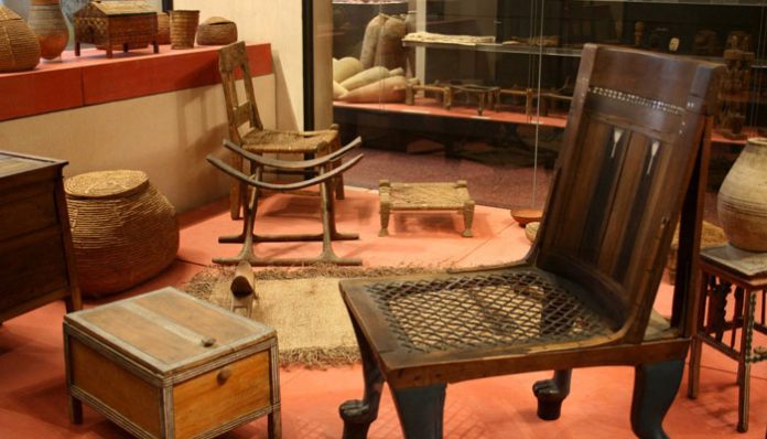 histoire-mobilier-antiquite