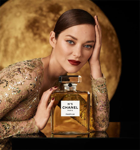 Marion Cotillard égérie du parfum Chanel N° 5