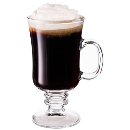 Image d’un verre de cocktail Irish Coffee original