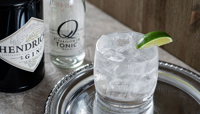 Image d’un verre de cocktail Gin Tonic original