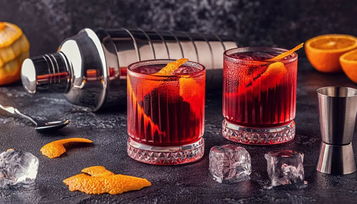 Image d’un verre de cocktail Negroni original