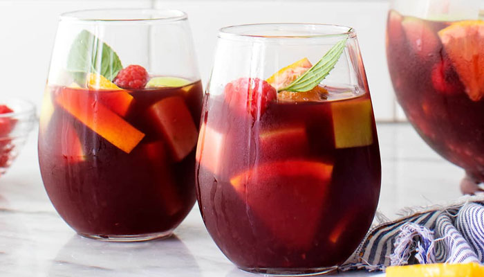 recette-originale-cocktail-sangria Image d’un verre de cocktail Sangria originale