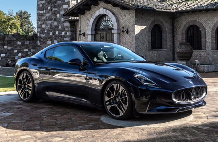 histoire-presentation-voiture-maserati-granturismo Présentation de la voiture Maserati GranTurismo