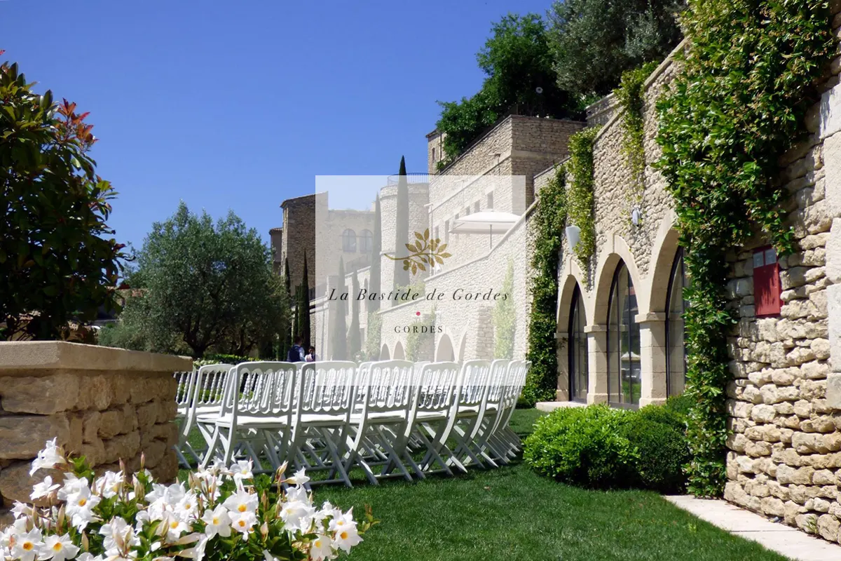 hotel-bastide-de-gordes