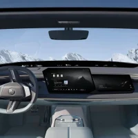 La planche de bord du concept BMW Vision Alpina reprend l’architecture Panoramic Vision inaugurée par le SUV électrique iX3. ©BMW Planche de bord BMW Panoramic Vision intégrée au concept BMW Vision Alpina.